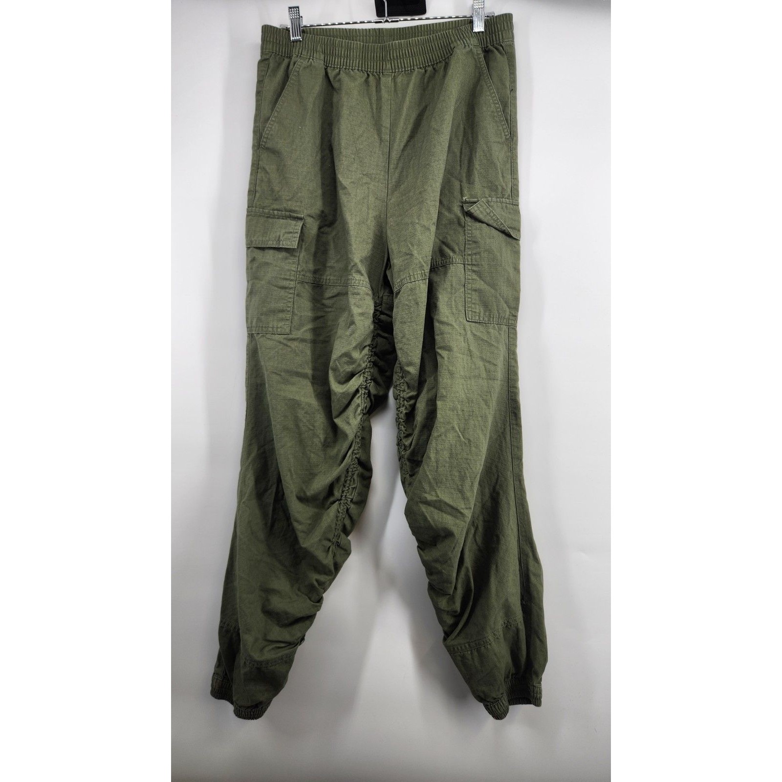 Asos Design Women's Medium Khaki Olive Oversized Pleated Cargo Pants Nwt